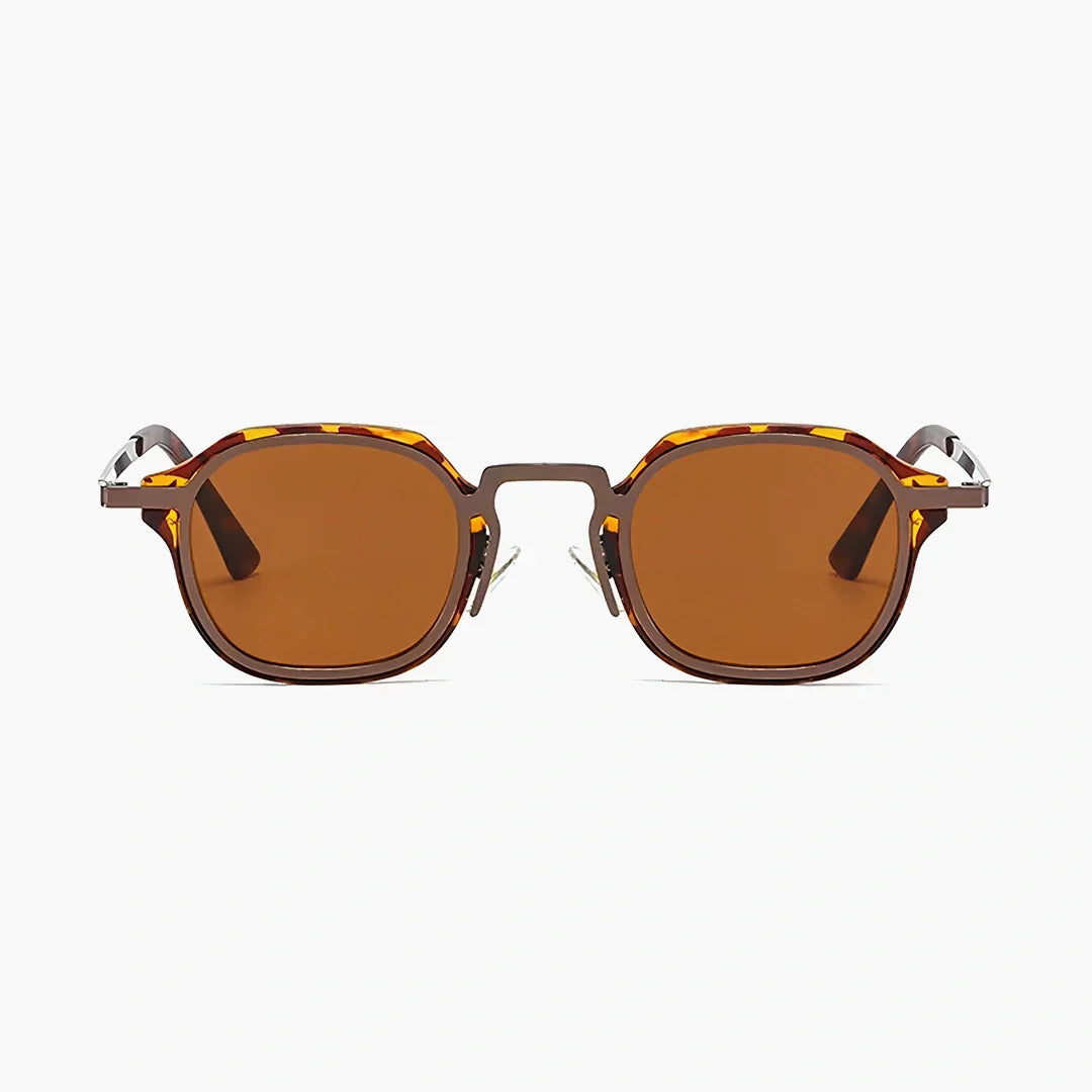 CAPRI. tortoise/brown
